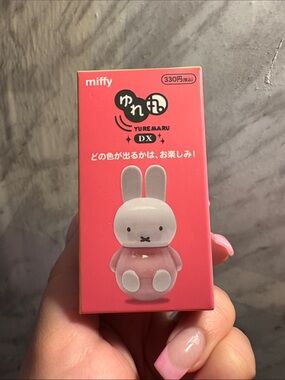 RARE & AUTHENTIC** MIFFY BLIND BOX 🐰🩷